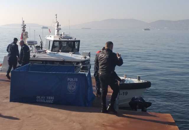Kartal'da denizde kadın cesedi bulundu Kartal'da denizde kadın cesedi bulundu