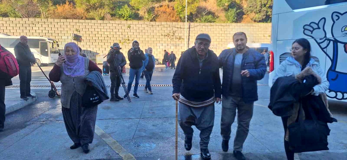 Kuzey Marmara Otoyolu\'ndaki Kazada 10 Kişi Hayatını Kaybetti