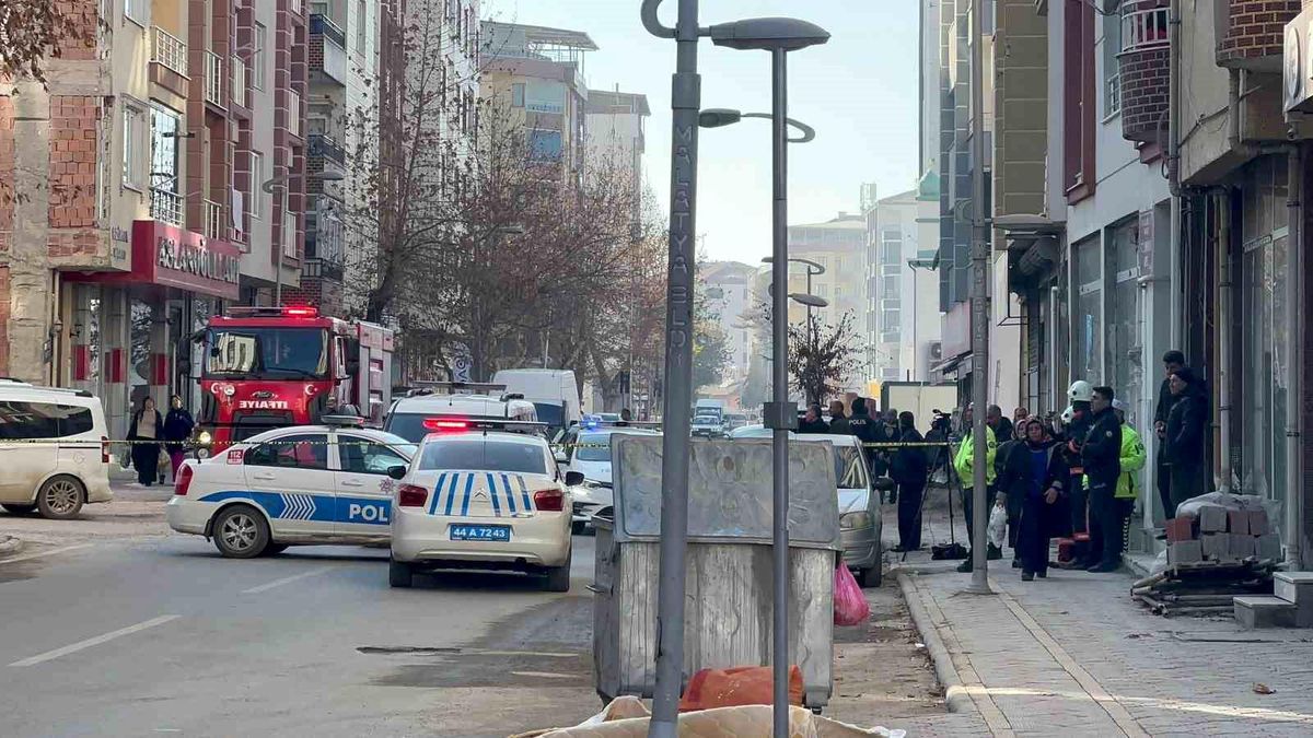 Malatya\'da 4,6 Büyüklüğünde Deprem: İki Bina Hasar Gördü