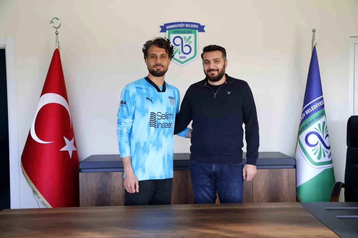 Menemen FK Kalecisi Oğuz Çalışkan Arnavutköy Belediyespor\'a transfer oldu