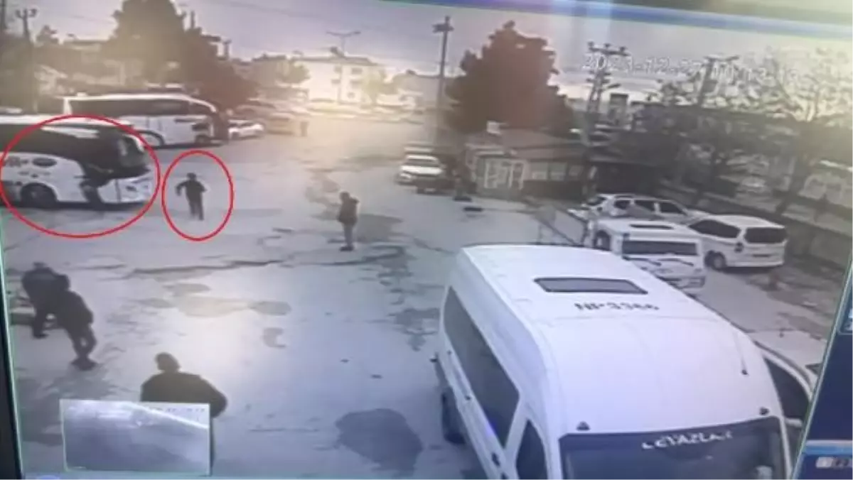 Diyarbakır'da Otobüs Şoförü, Muavini Ezip Öldürdü