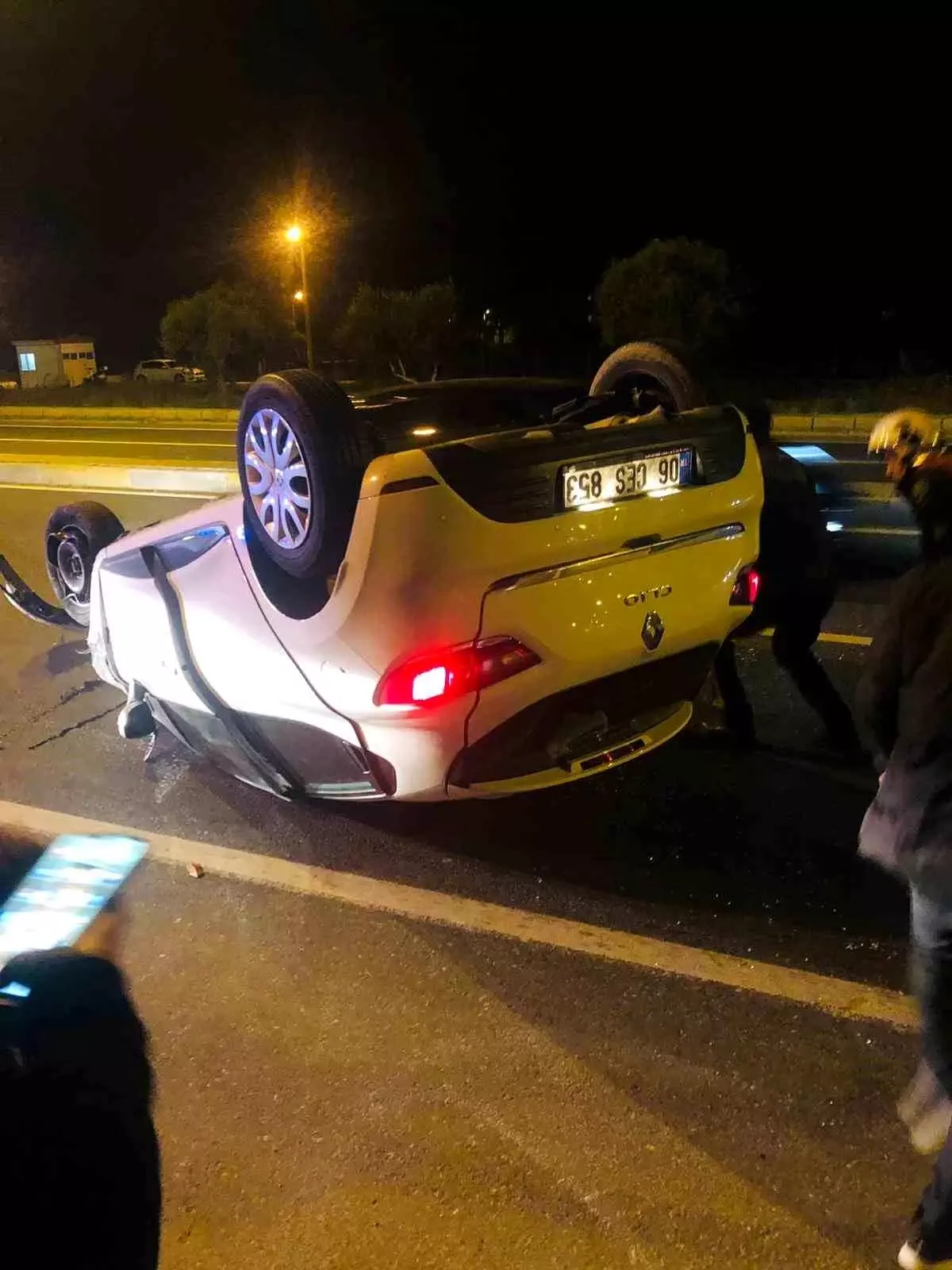 Nazilli\'de trafik kazası: 3 yaralı