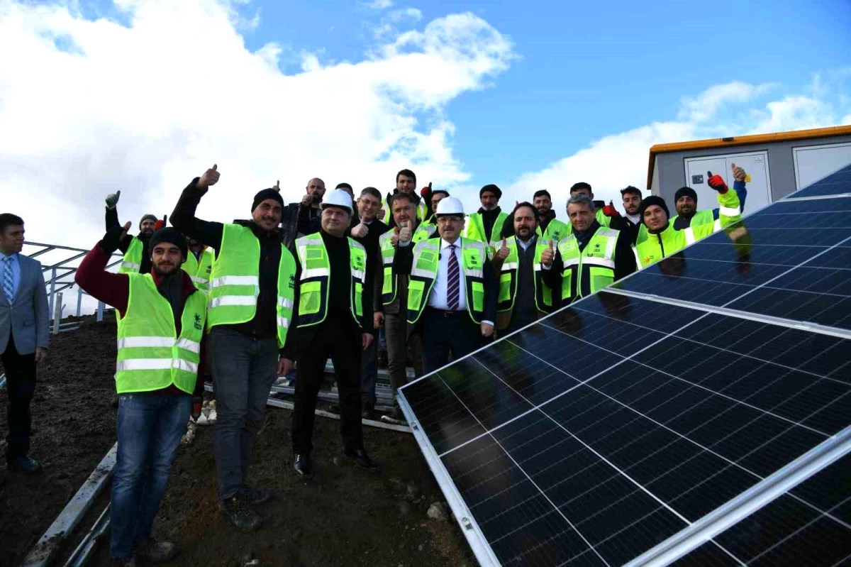 Trabzon\'da Ortahisar Belediyesi Güneş Enerjisi Santrali Kurdu