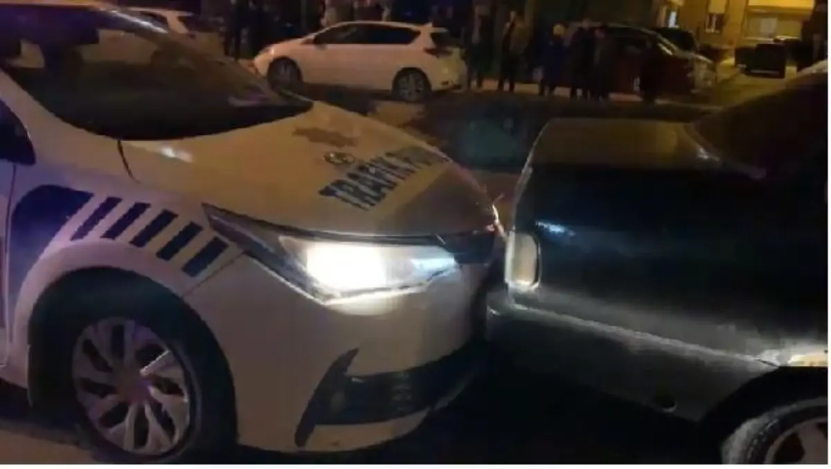 Çorum'da Plakasız Otomobil Kaçarken Mezarlıkta Yakalandı