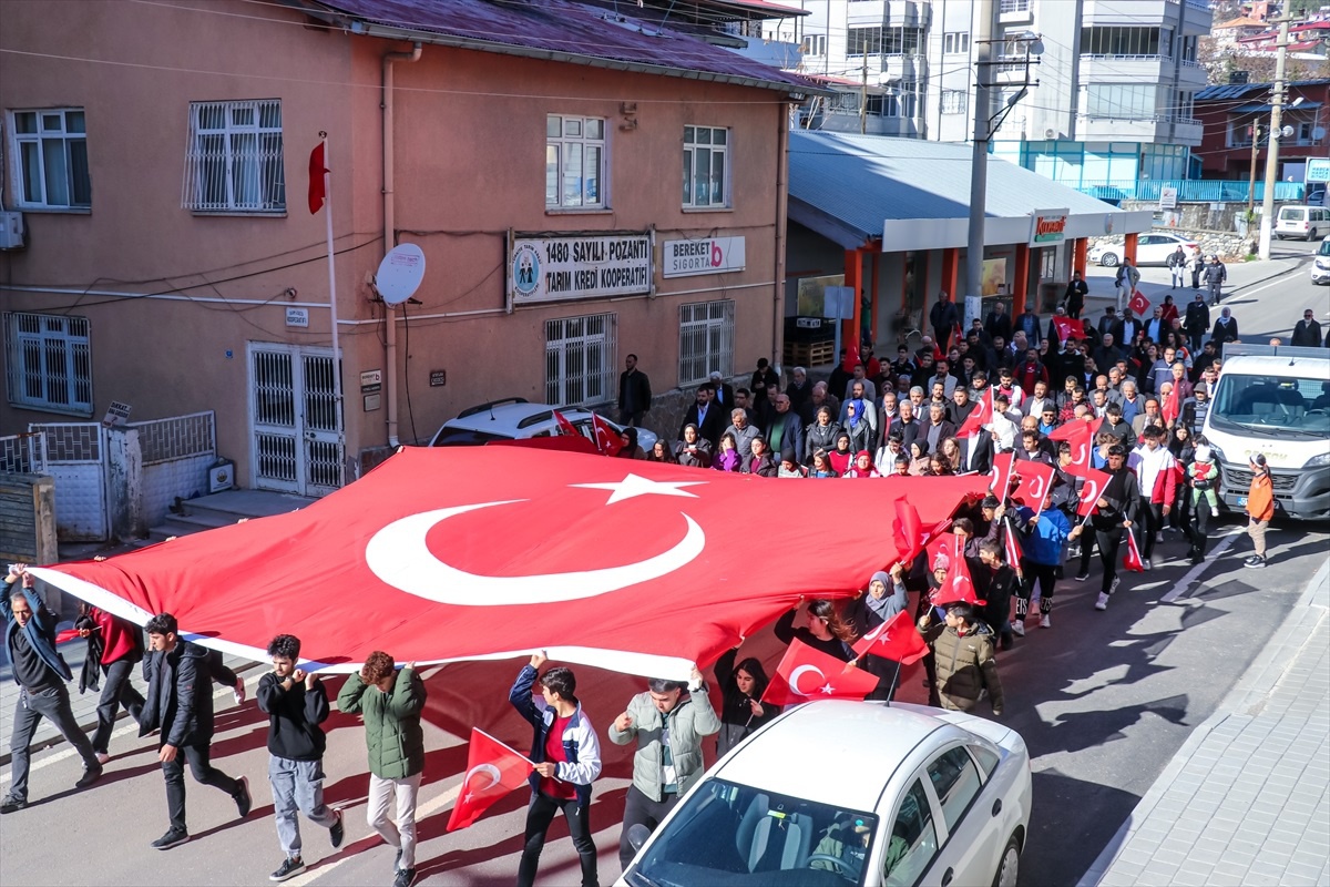 Pozantı\'da "teröre lanet" yürüyüşü