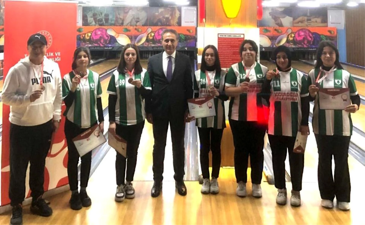 Samsun Alaçam Şadiye Muzaffer Turhan Anadolu Lisesi Bowling Karadeniz Grup Birincisi