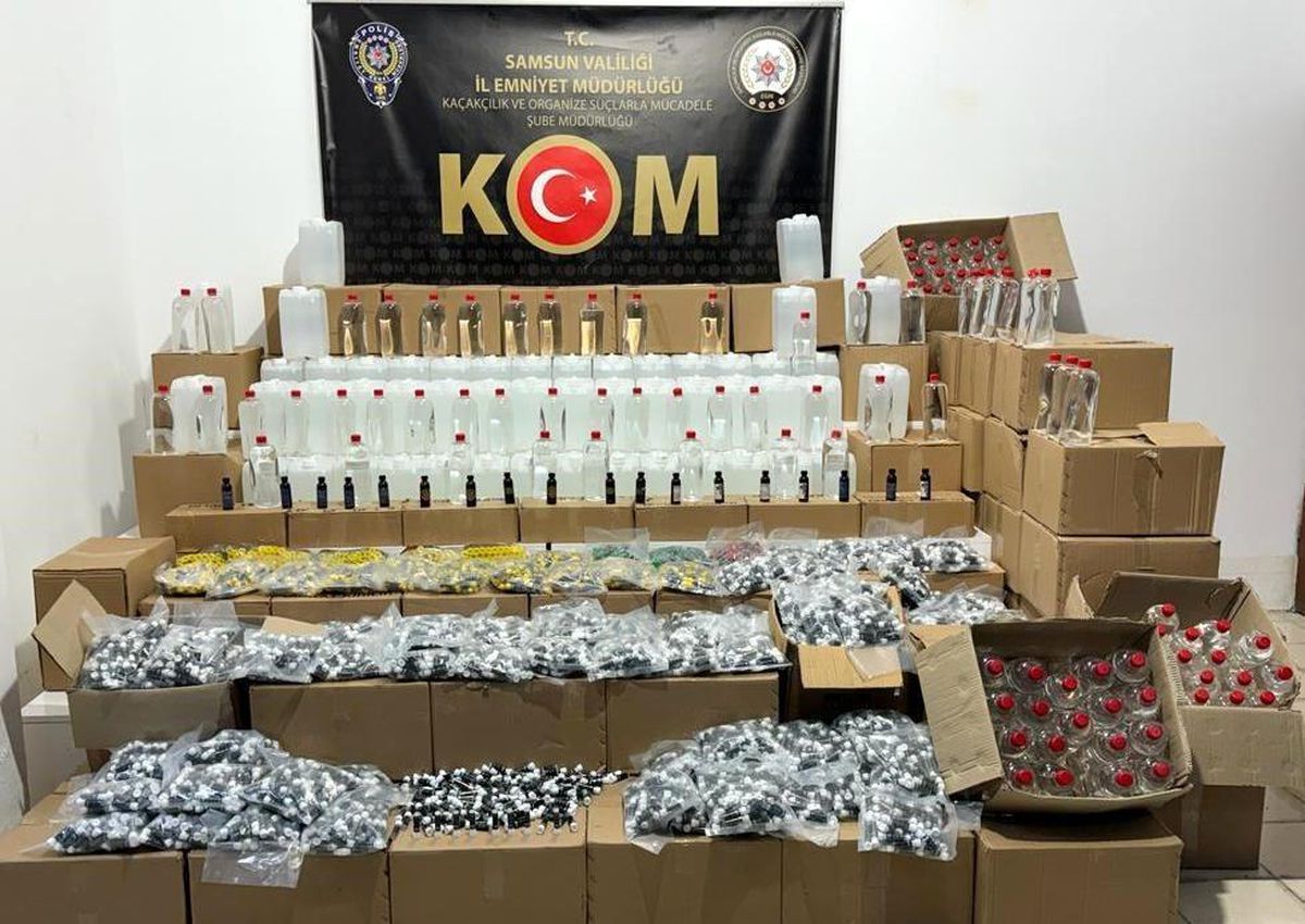 Samsun\'da Bin 599 Litre Kaçak Etil Alkol Ele Geçirildi