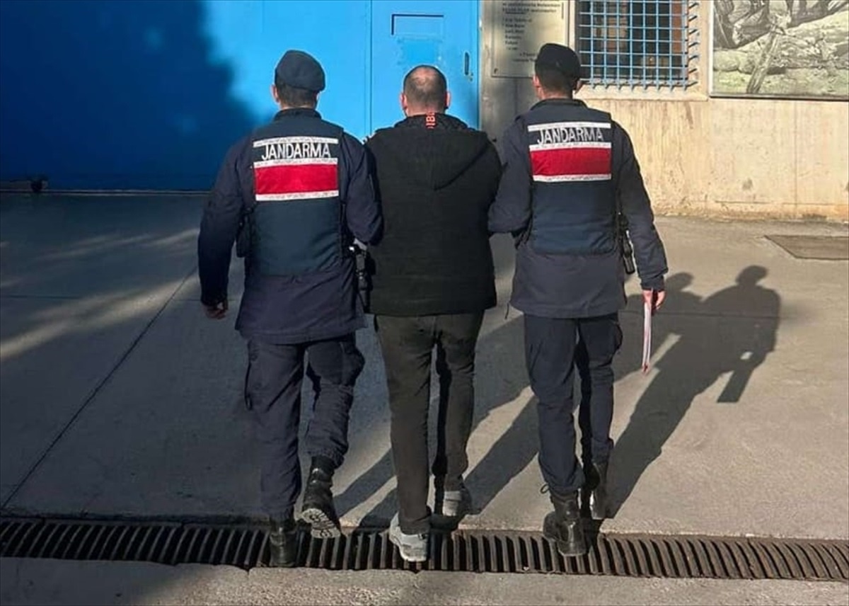 Samsun\'un Bafra ilçesinde 4 firari hükümlü yakalandı