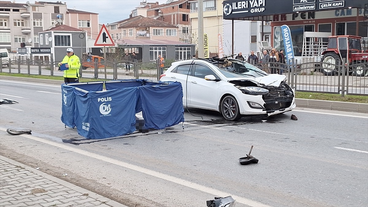 Samsun\'da Otomobilin Çarptığı Bisiklet Sürücüsü Hayatını Kaybetti