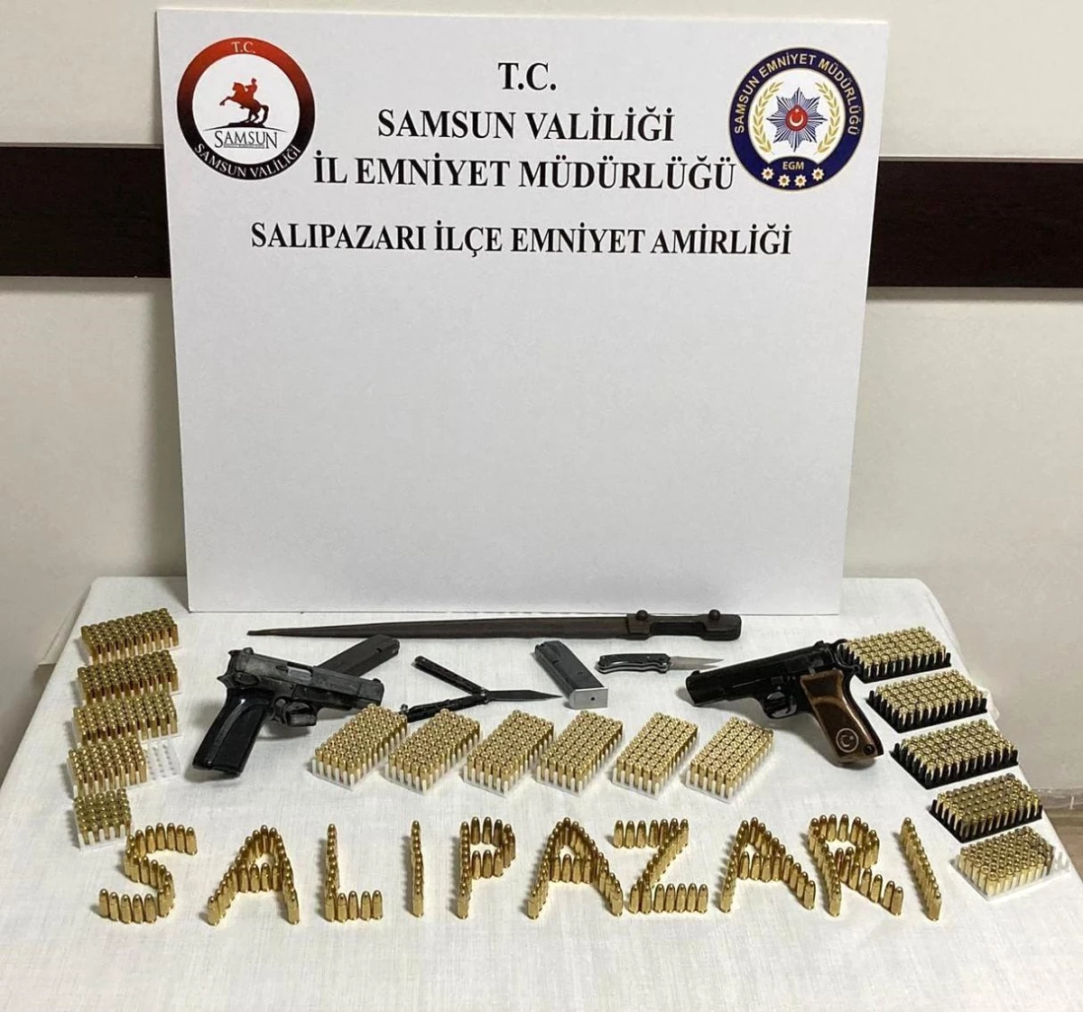 Samsun\'da Ruhsatsız Silah ve Fişek Operasyonu: 2 Gözaltı
