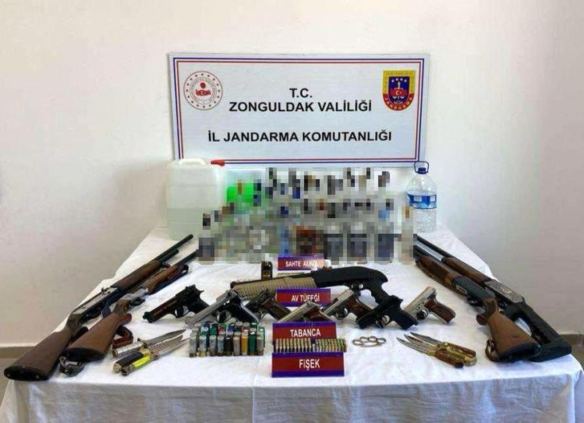 Zonguldak\'ta jandarma ekipleri sahte içki operasyonu düzenledi
