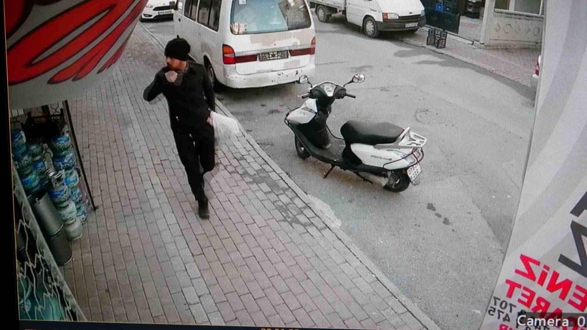 Antalya\'da 75 Bin Liralık Motosiklet Çalındı