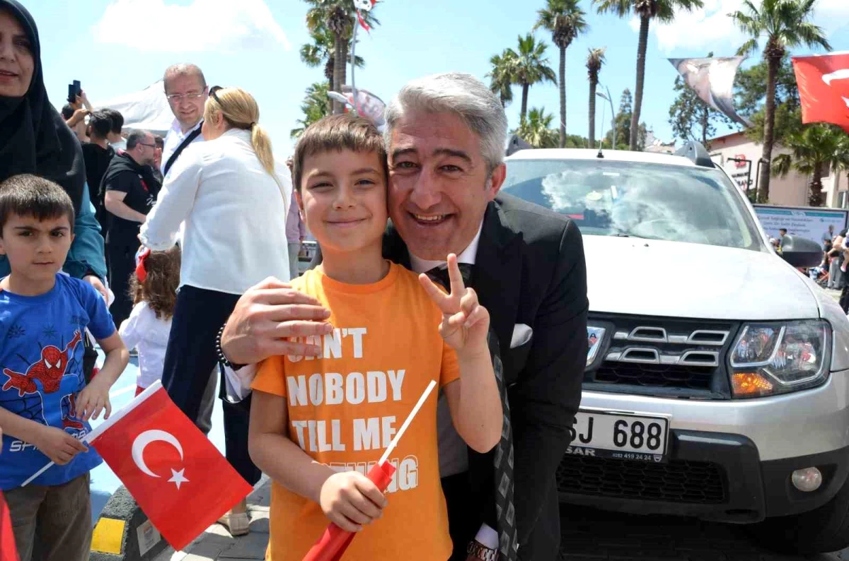 Marmaris Belediye Başkanı Mehmet Oktay, 2024 yılında umut dolu bir mesaj yayınladı