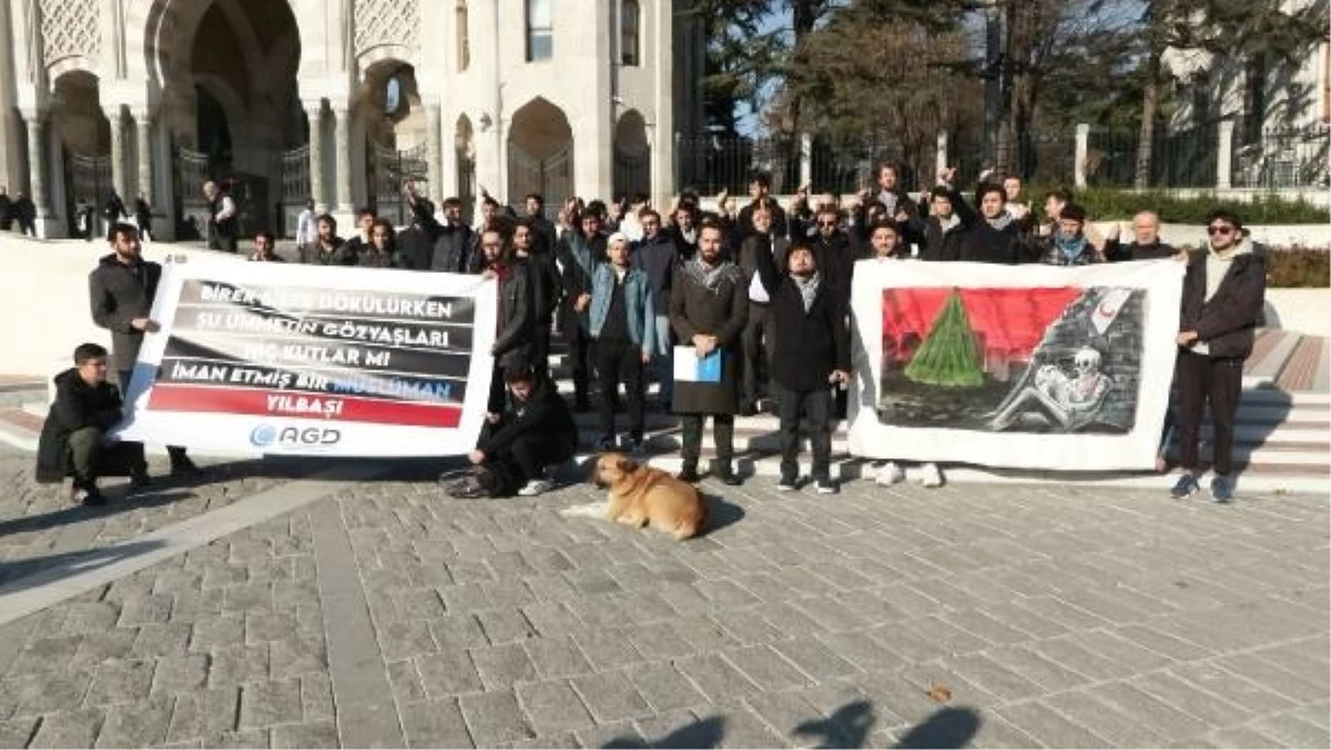 Anadolu Gençlik Derneği, yılbaşı kutlamalarını protesto etti