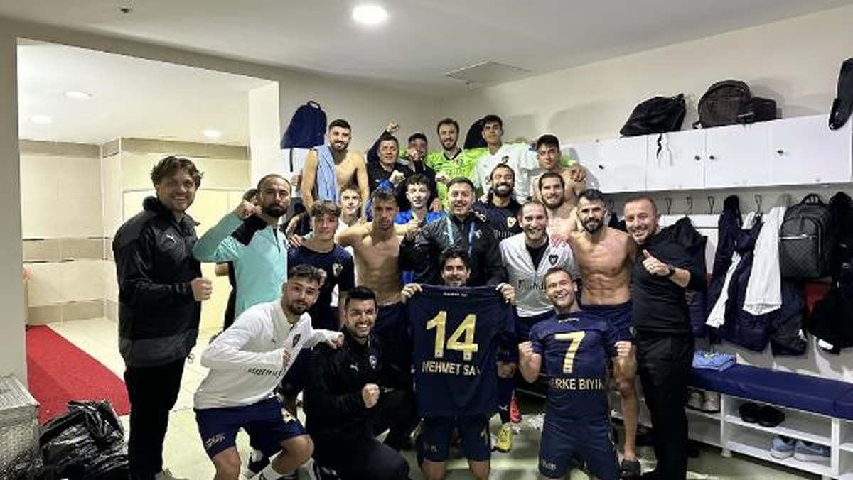 Bucaspor, Zonguldak Kömürspor\'u 3-0 mağlup ederek yenilmezlik serisini 17 maça çıkardı