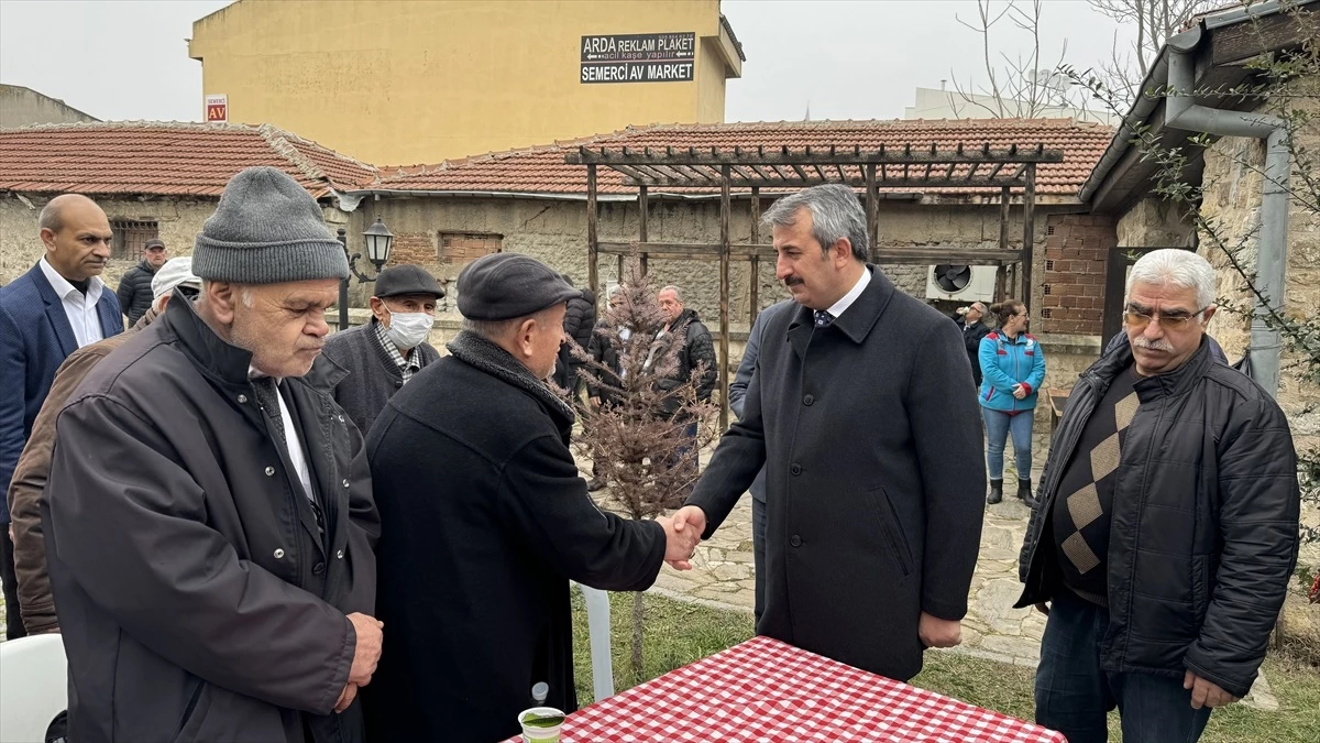 Edirne\'de hayırseverlerin bağışlarıyla vatandaşlara ikramda bulunuldu