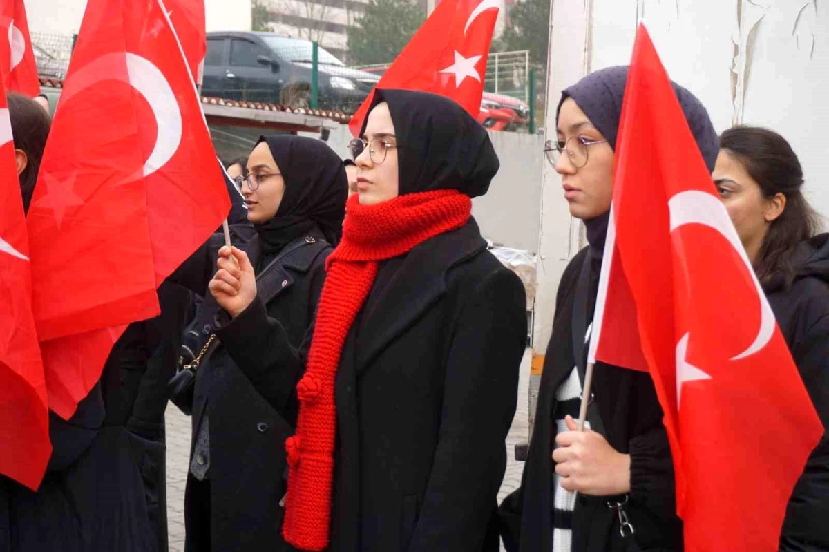 Trakya Üniversitesi öğrencileri terör saldırılarını kınadı