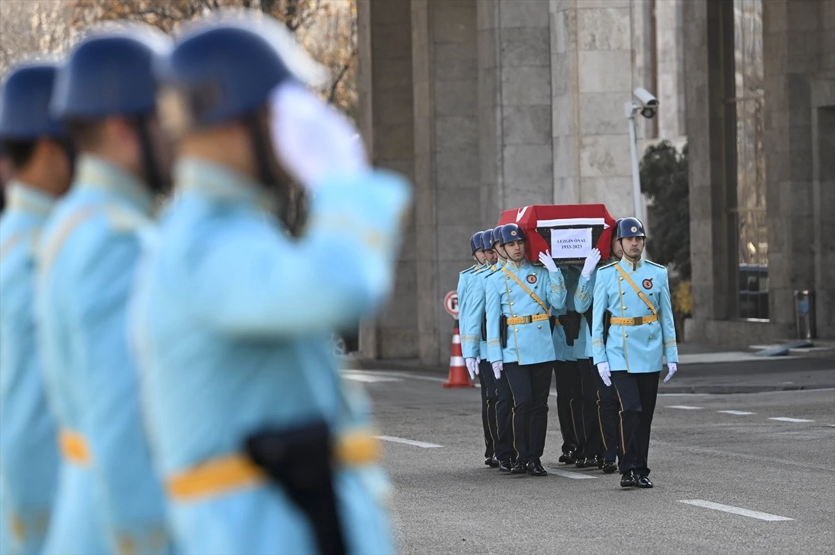 Eski Hakkari Milletvekili Lezgin Önal İçin Meclis\'te Cenaze Töreni Düzenlendi