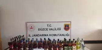 Düzce'de Kaçak İçki Operasyonu: Litrelerce Kaçak İçki ve Etil Alkol Ele Geçirildi