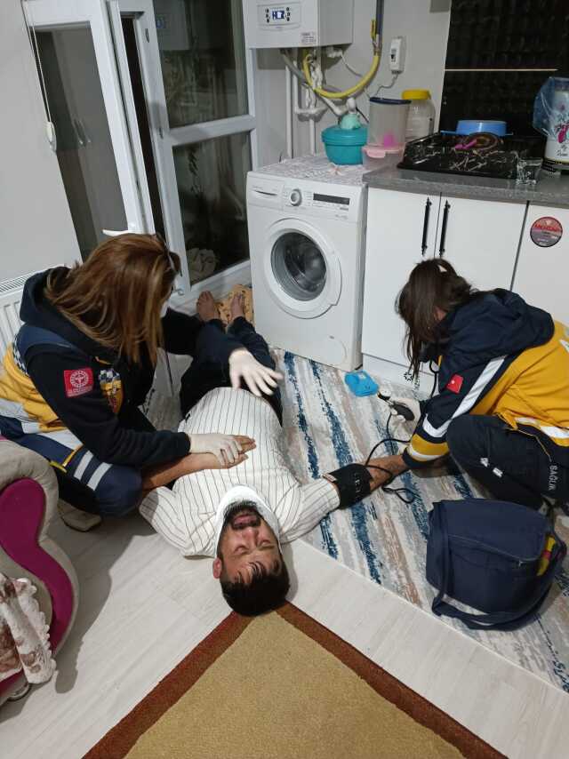 Kadın hırsızın sahte çocuk oyunu