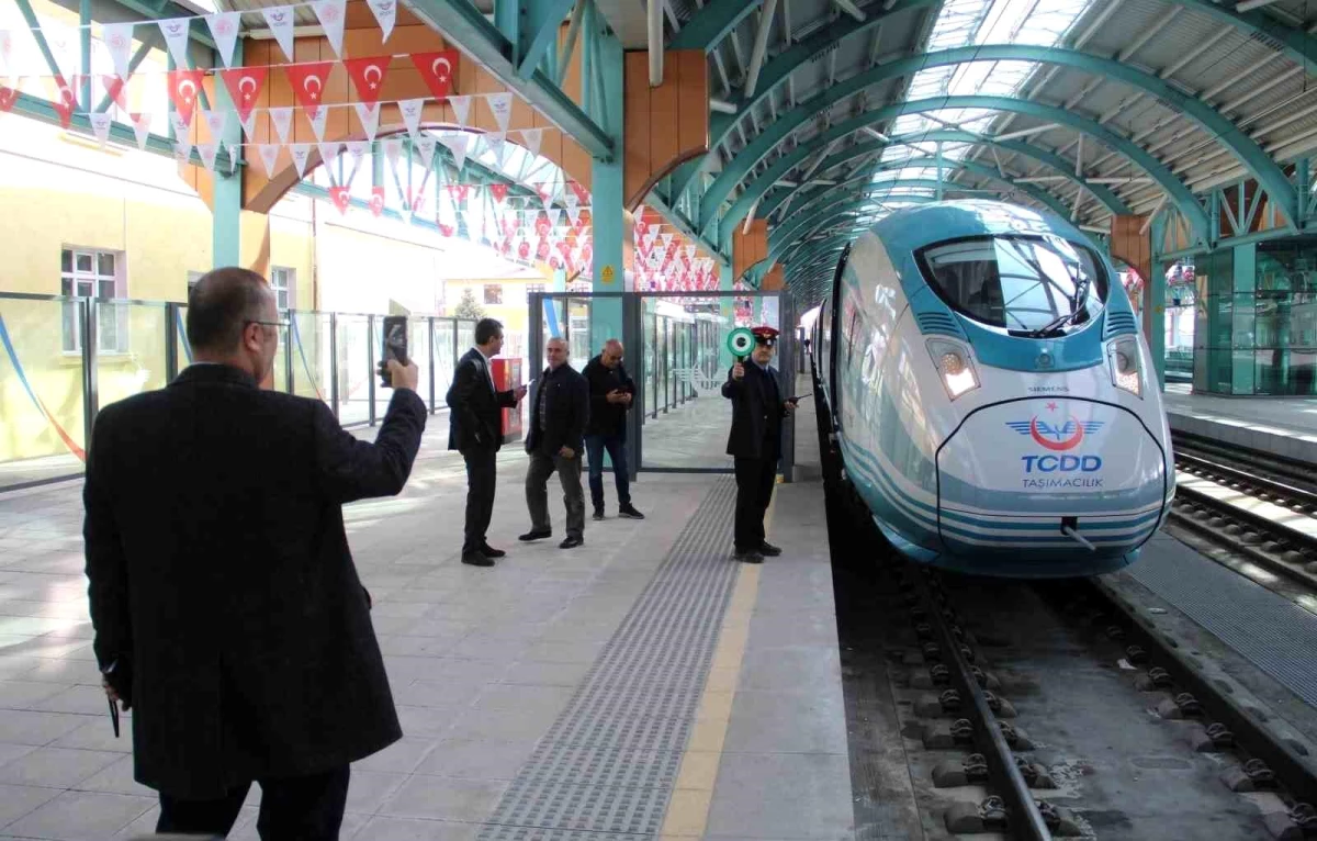 Sivas-Ankara Yüksek Hızlı Tren Hattı Diğer Hatları Geride Bıraktı
