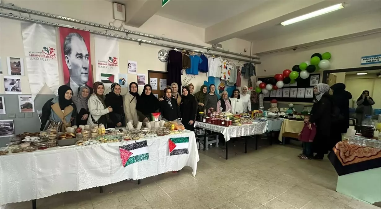 Karamürsel\'de düzenlenen kermesten elde edilen gelir Gazze\'ye bağışlandı