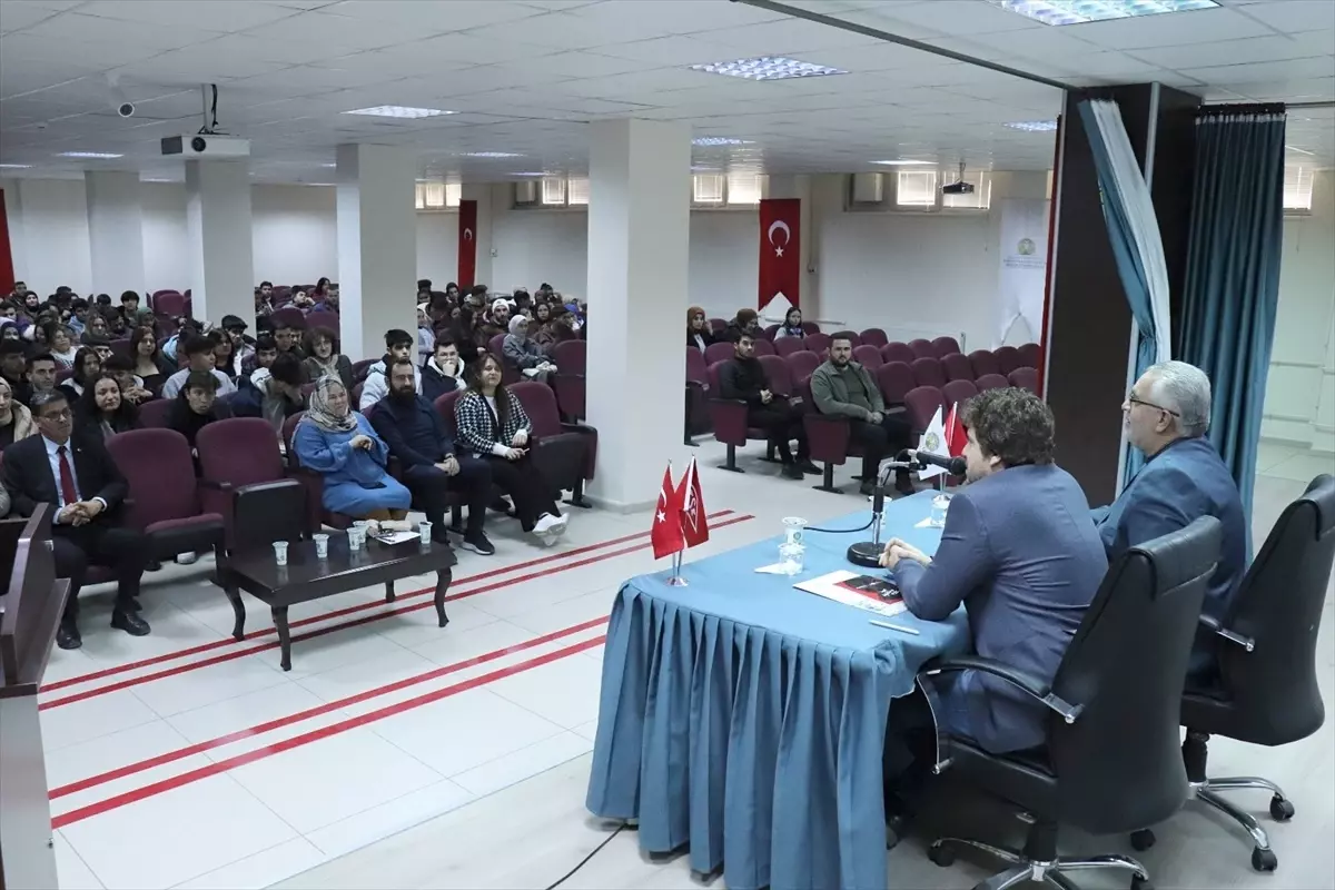 Selçuk Üniversitesi\'nde gıda ve süt sektörü konferansı düzenlendi