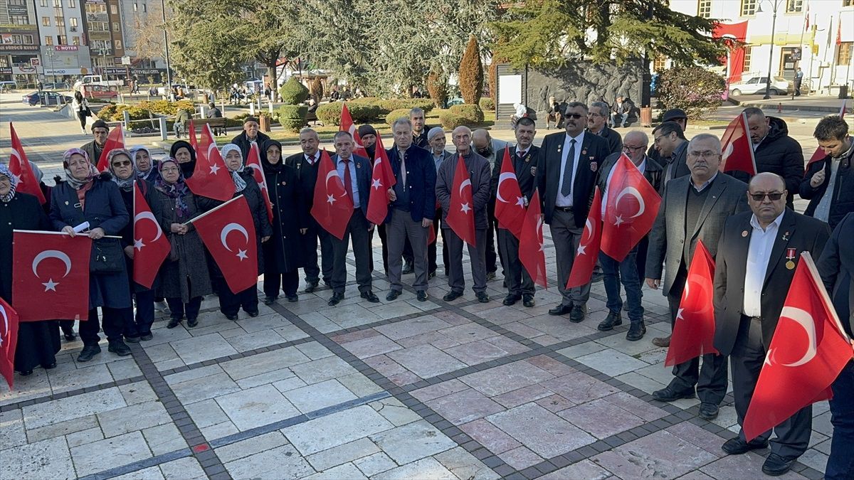 Kastamonu\'daki dernekler Pençe-Kilit Harekatı saldırılarını protesto etti