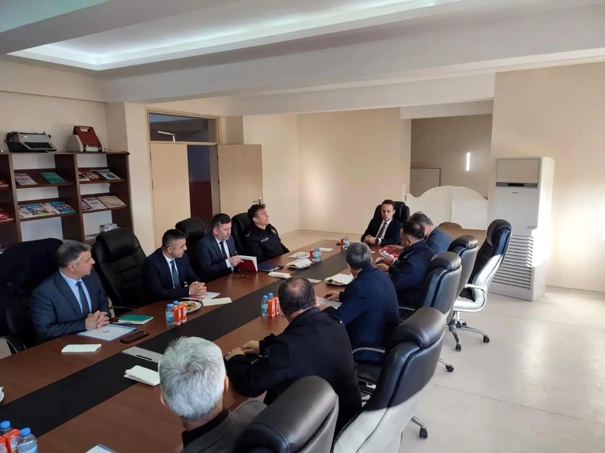 Kavak ilçesinde yıl sonu değerlendirme toplantısı yapıldı