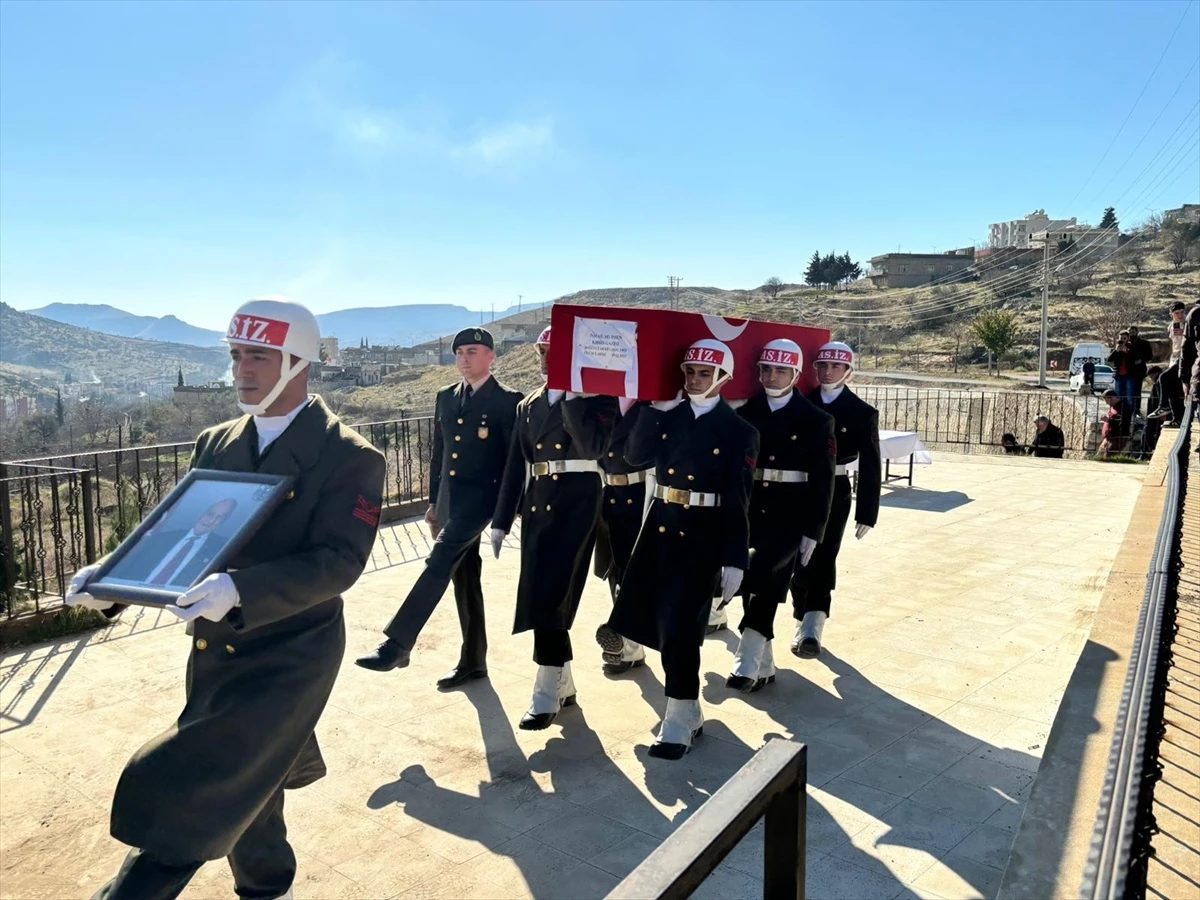 Kıbrıs gazisi İsmail Şelimen askeri törenle defnedildi