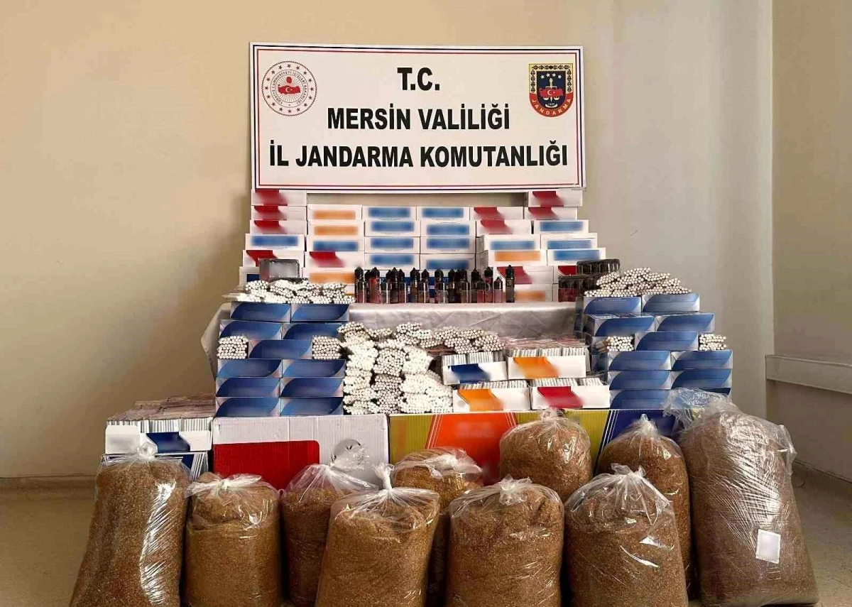 Mersin\'de Sahte İçki ve Kaçak Makaron Operasyonu: 325 Litre Sahte İçki ve Binlerce Kaçak Makaron Ele Geçirildi
