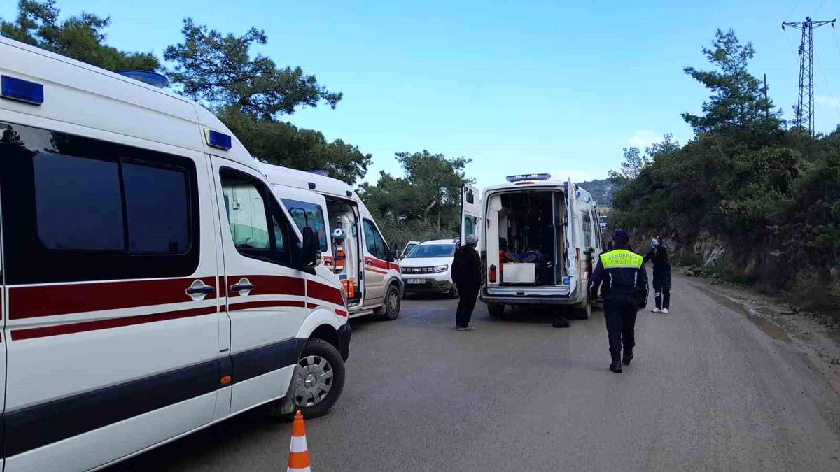 Bodrum\'da şarampole yuvarlanan minibüste 7 kişi yaralandı