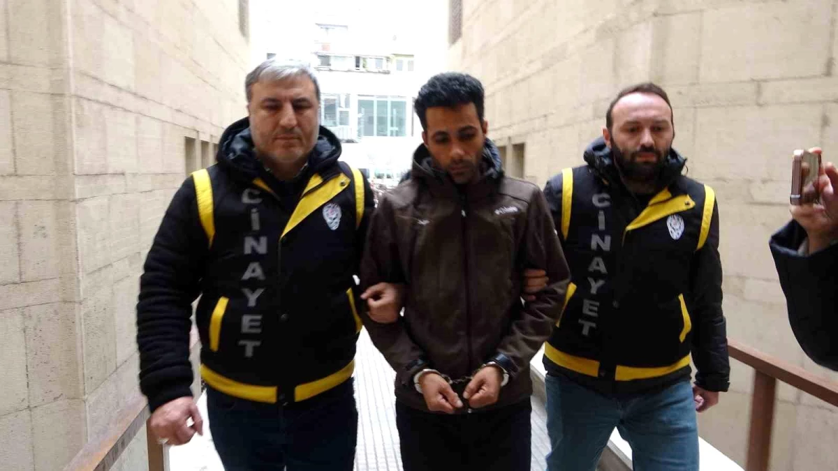 Bursa\'da Oğlunun Tartıştığı Çocuğun Babasını Silahla Vuran Sanığa 20 Yıl Hapis Cezası