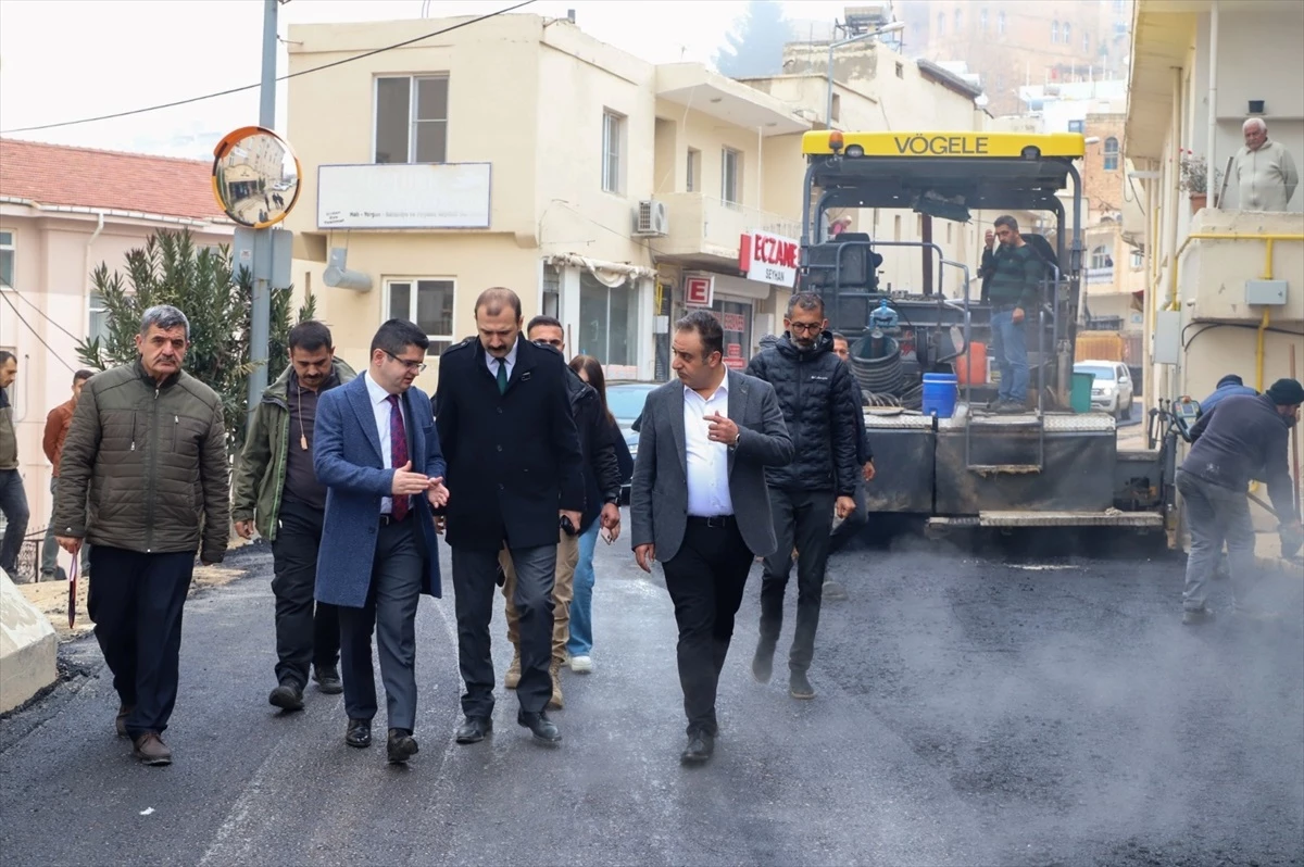 Mardin Büyükşehir Belediyesi Yol Çalışmalarını Sürdürüyor