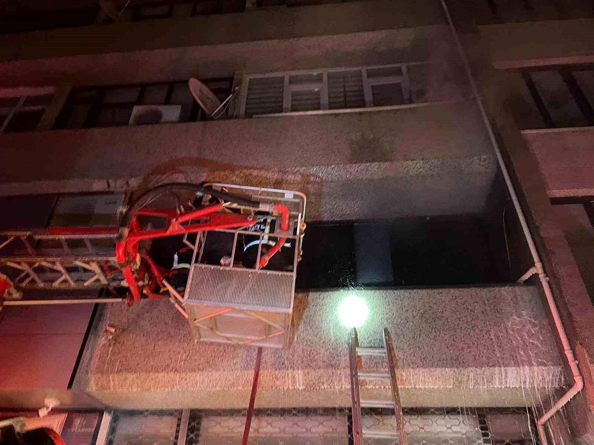 Söke\'deki İmalathanede Yangın: Korku Dolu Anlar Yaşandı