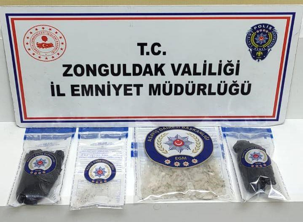 Zonguldak\'ta Uyuşturucu Operasyonu: 3 Kişi Tutuklandı