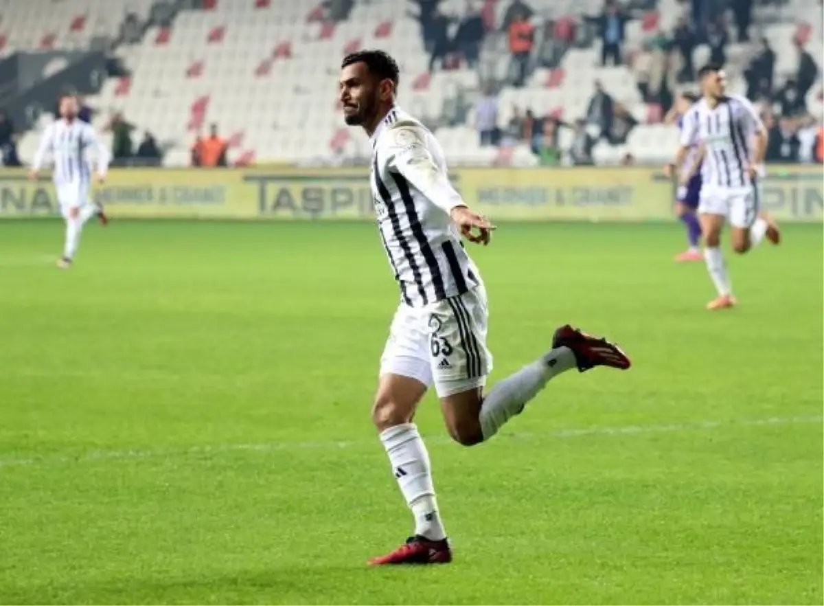 Altay\'da 11 futbolcu alacaklarını tahsil etmek için ihtarname gönderdi