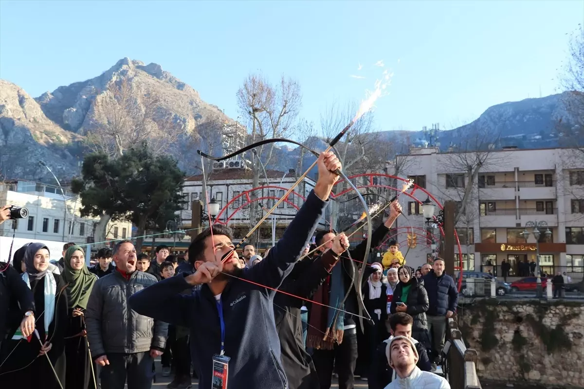 Amasya Üniversitesi Geleneksel Türk Okçuluk Kulübü\'nden Gazze\'ye destek