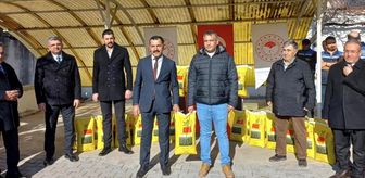 Bozüyük'te çiftçilere yonca tohumu dağıtıldı