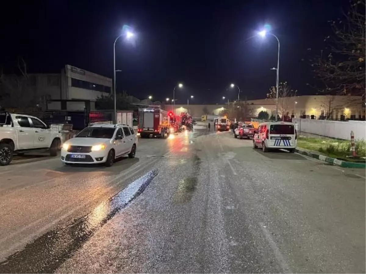 Bursa'da çıkan fabrika yangını 1 saatte kontrol altına alındı