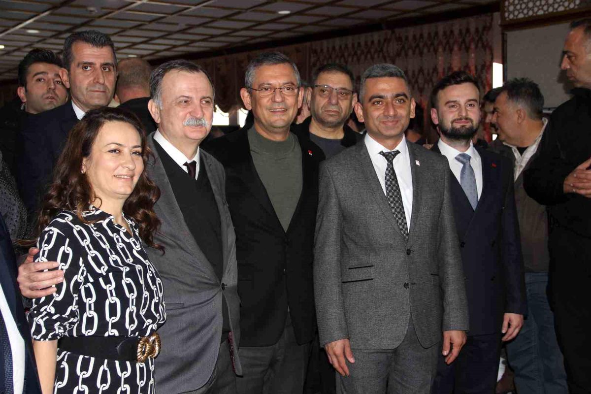 CHP Genel Başkanı Özgür Özel, Süper Kupa Finalinin iptal edilmesini değerlendirdi
