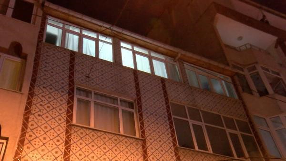 Madde bağımlısı şahıs tedaviyi reddederek kendini eve kilitledi