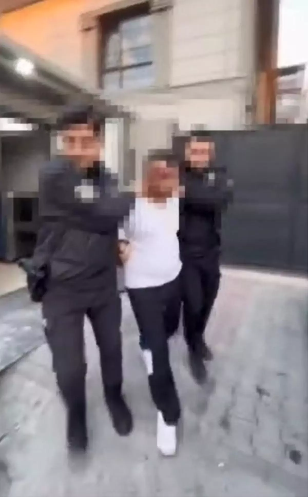 Esneyurt'ta Pompalı Tüfekle Ateş Açan Şüpheli Gözaltına Alındı