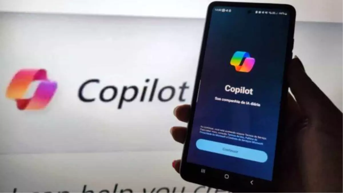 Microsoft Copilot, App Store'da kullanıma sunuldu