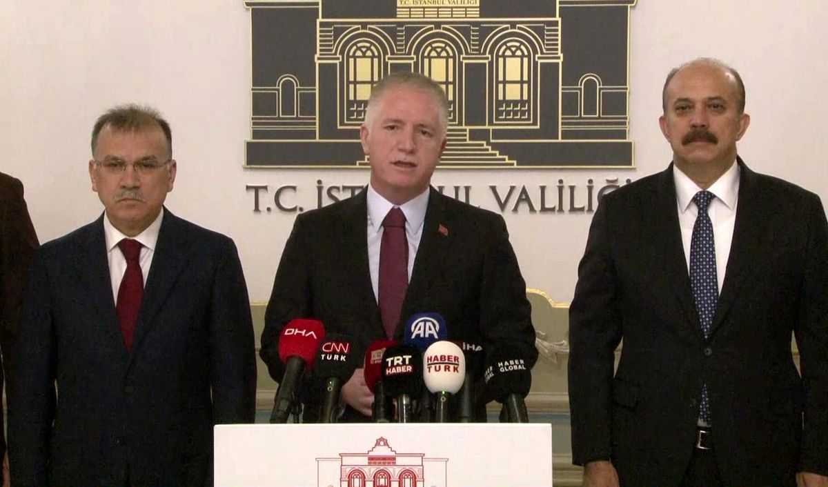 İstanbul\'da Yılbaşı Gecesi 55 Bin 556 Personel Görev Yapacak