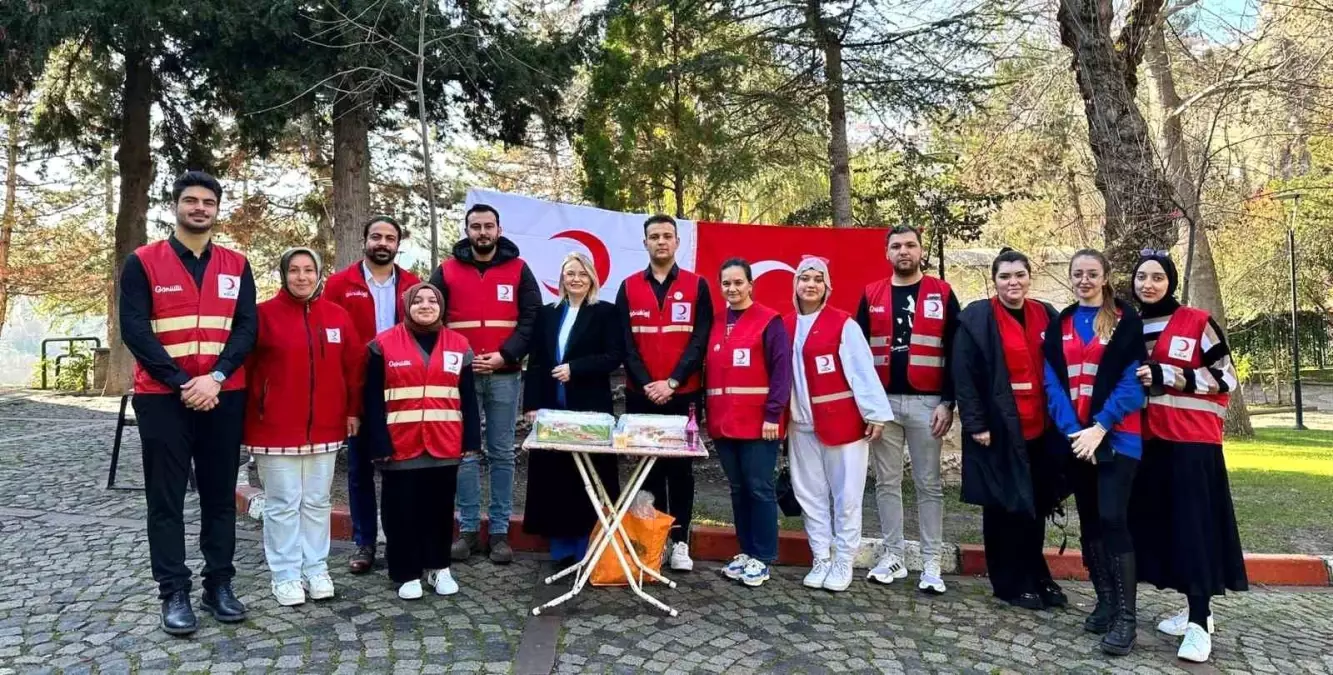 Bilecik Genç Kızılay, Pençe-Kilit operasyonlarında şehit olan askerler için Mevlid-i Şerif okuttu