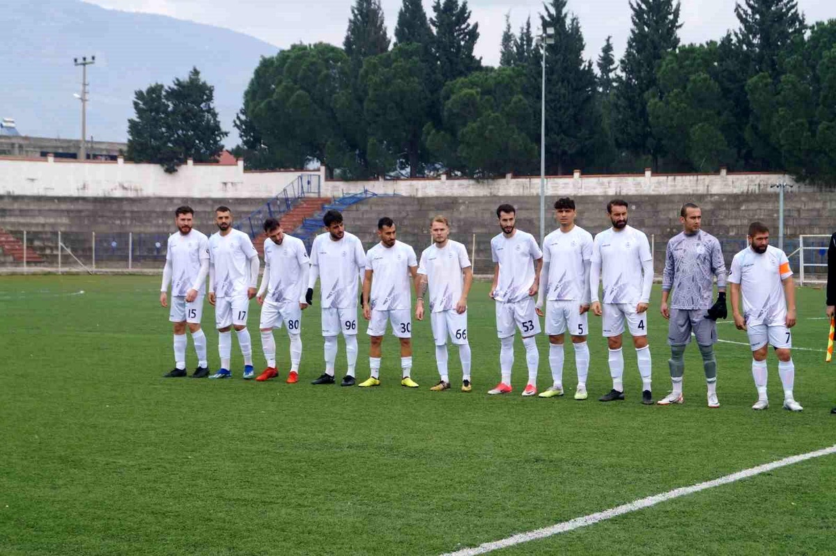 Kuyucakspor İlk Devreyi Namağlup Tamamladı