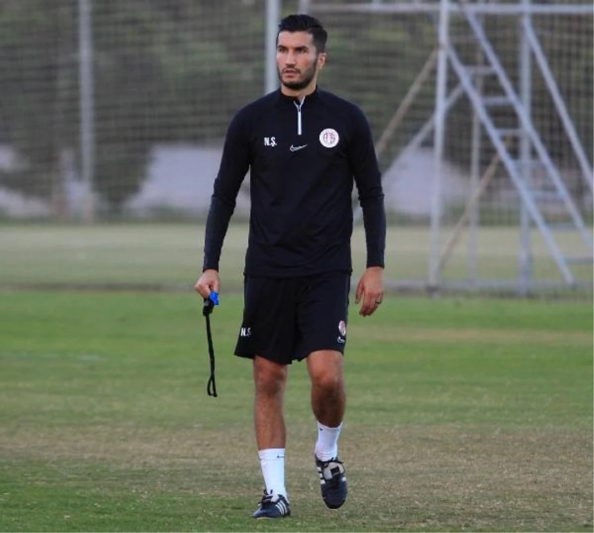 Nuri Şahin, Borussia Dortmund\'a antrenör olarak transfer oldu