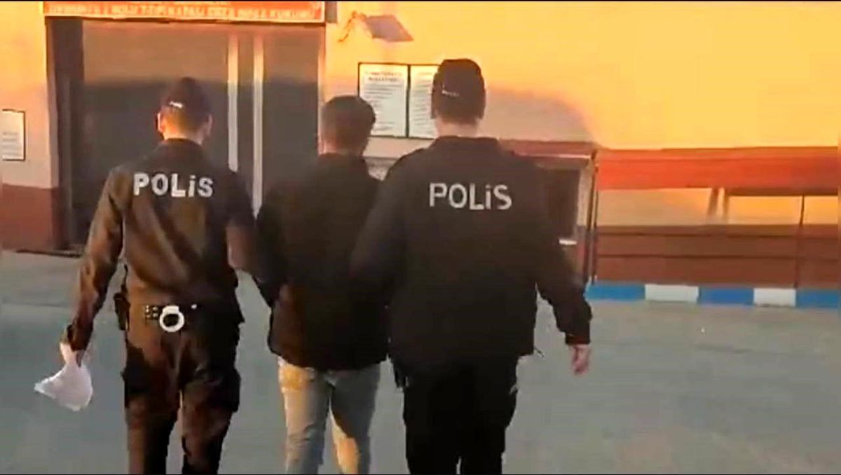 Osmaniye\'de Ruhsatsız Tabanca Ele Geçirildi