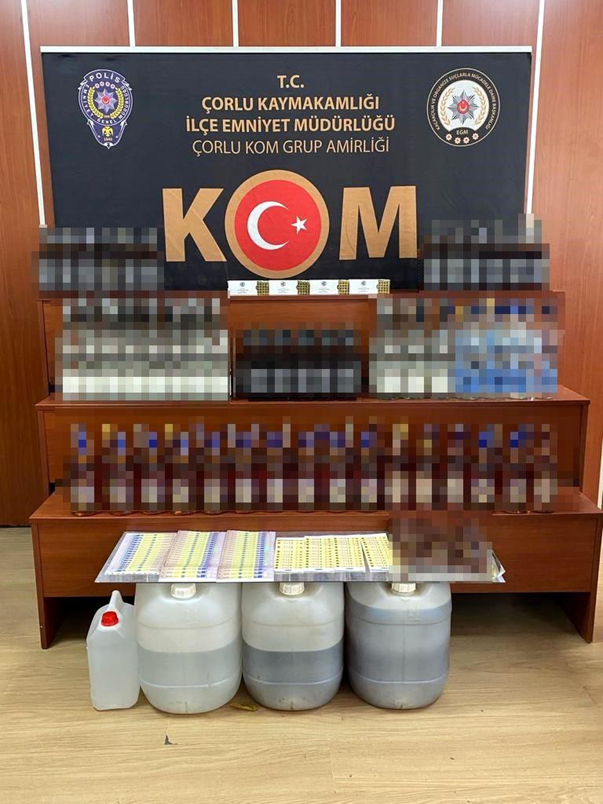 Tekirdağ\'da 2 Ton Sahte İçki Ele Geçirildi